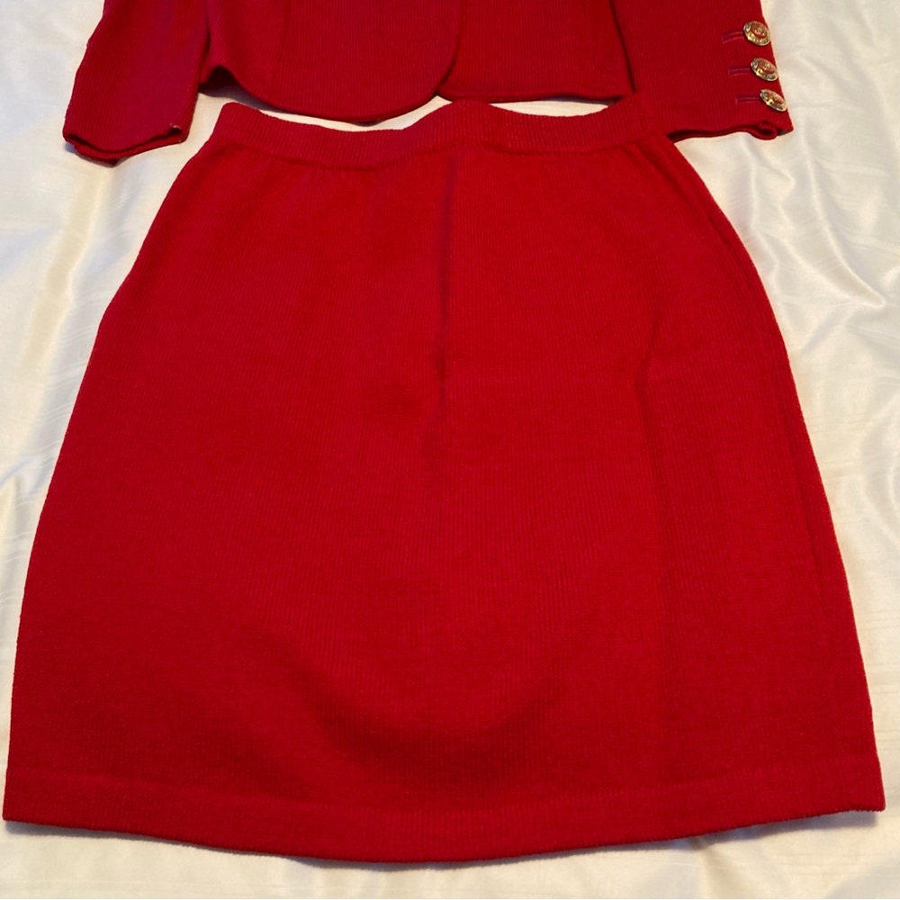 Vintage St. John Collection by Marie Gray Women's Red Blazer & Skirt Set Sz 6 - Picture 7 of 8
